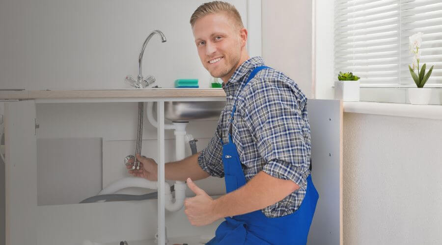 Nighttime Plumber in Cheshire, OH